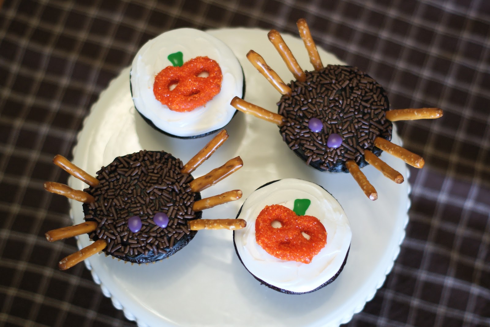 Spooktacular Halloween Spider Recipe: A Ghoulish Treat for Your Celebration Spooktacular Halloween Spider Recipe: A Ghoulish Treat for Your Celebration