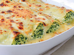 Deliciously Indulgent: Cannelloni with Leek, Stracchino, and Walnuts Recipe Deliciously Indulgent: Cannelloni with Leek, Stracchino, and Walnuts Recipe