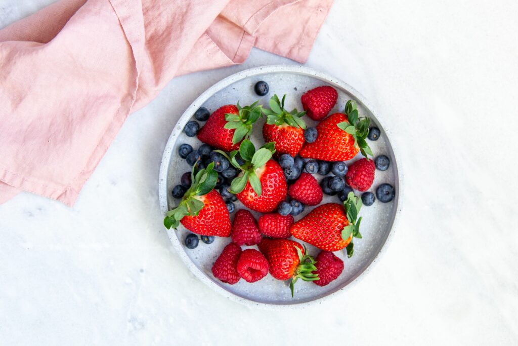 🍓 The TikTok-Approved Berry Hack: Your Guide to Buying the Freshest, Sweetest Berries Every Time!